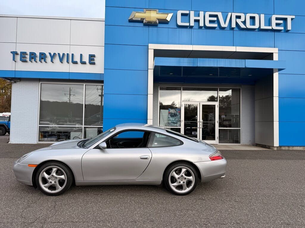 2001 Porsche 911 Carrera Coupe RWD