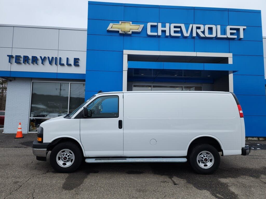 2023 GMC Savana Cargo 2500 RWD