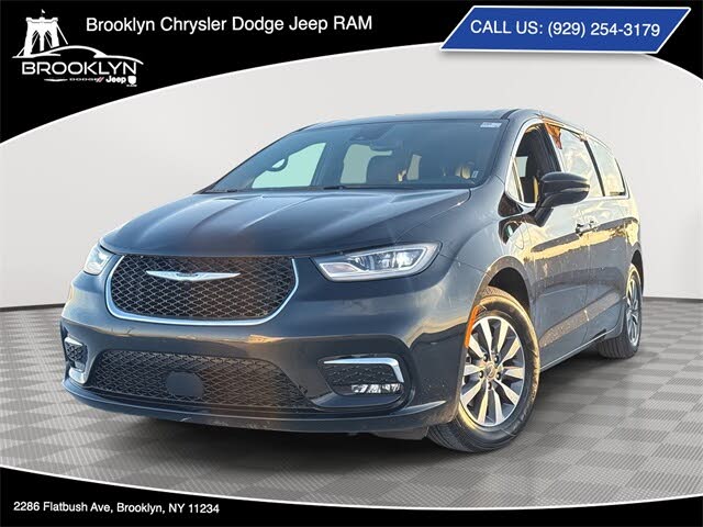 2025 Chrysler Pacifica Hybrid Select FWD