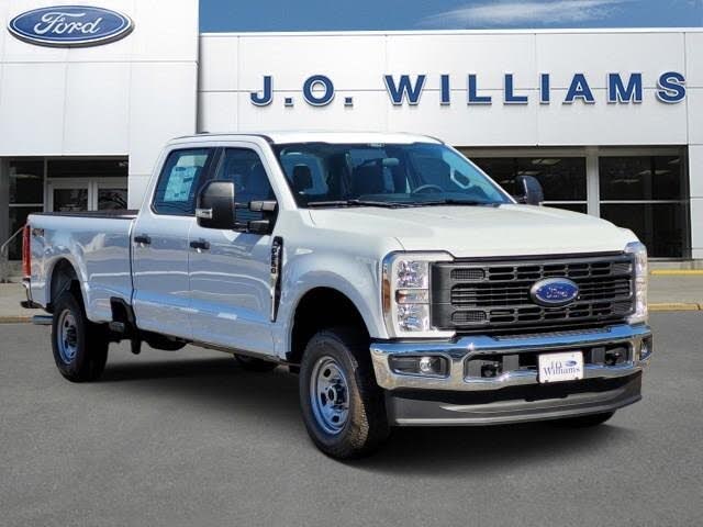 2026 Ford F-250 Super Duty XL Crew Cab 4WD