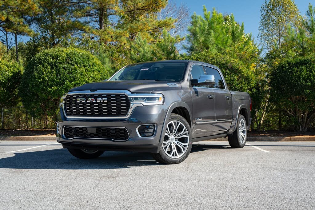 2026 RAM 1500 Tungsten Crew Cab 4WD