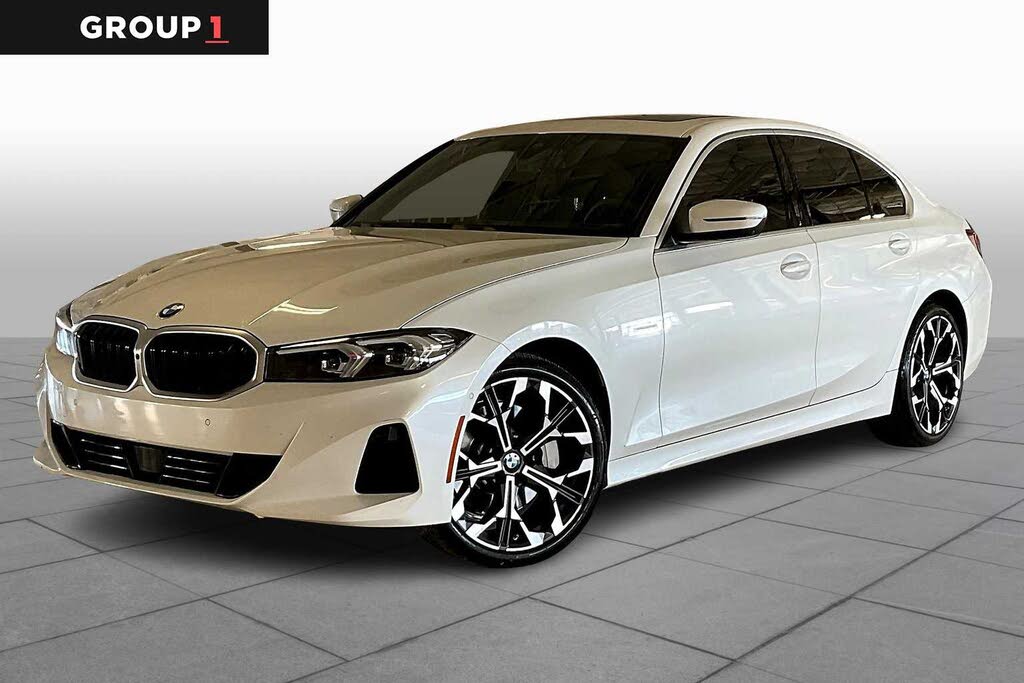 2025 BMW 3 Series 330i RWD
