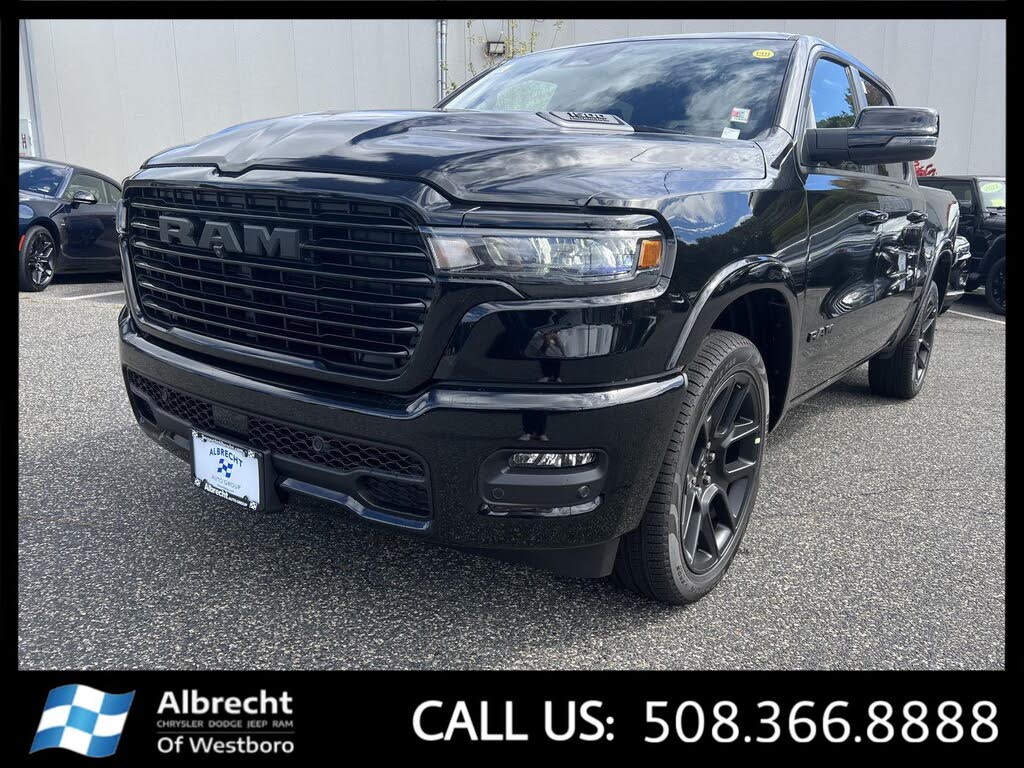 2026 RAM 1500 Laramie Crew Cab 4WD