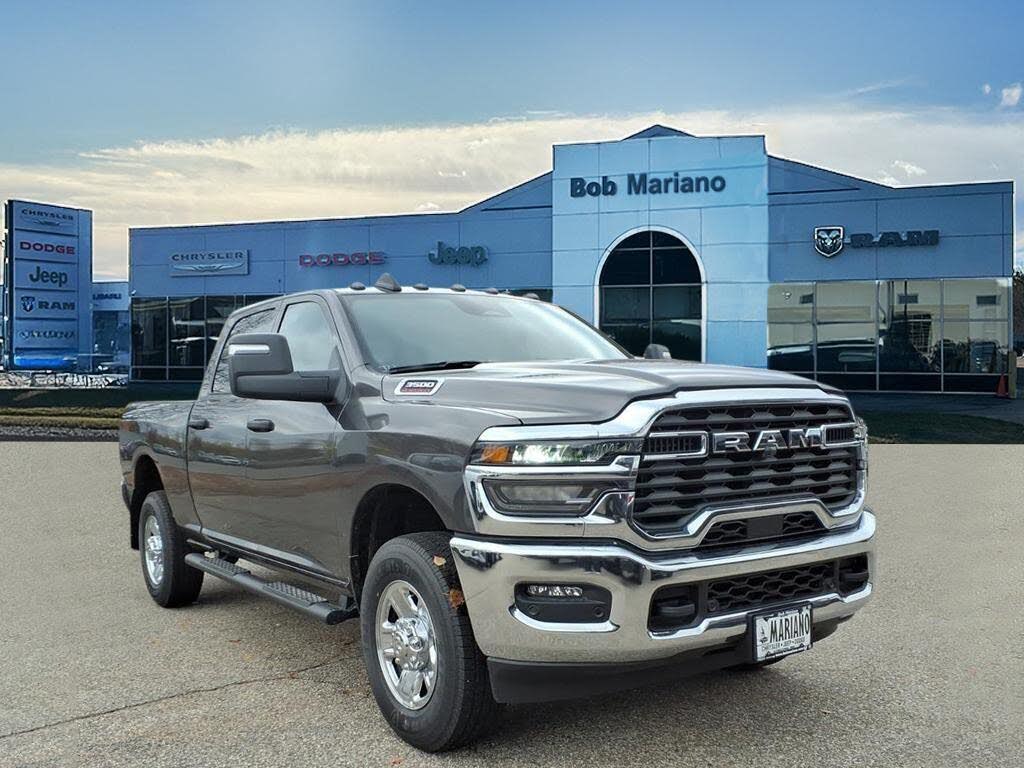 2026 RAM 3500 Tradesman Crew Cab 4WD