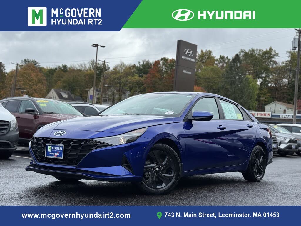 2023 Hyundai Elantra SEL FWD