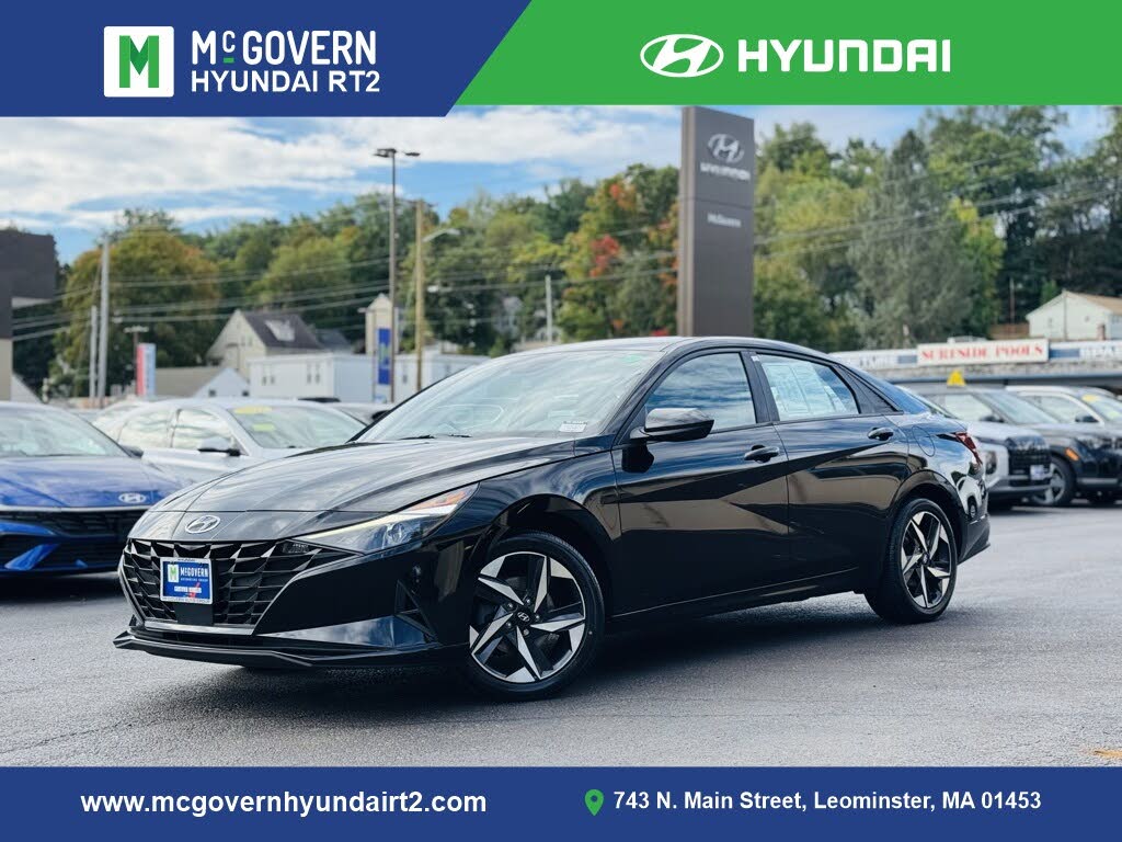 2023 Hyundai Elantra SEL FWD