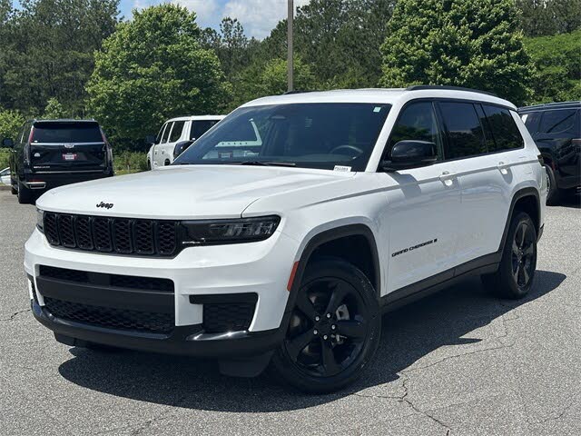2023 Jeep Grand Cherokee L Altitude 4WD