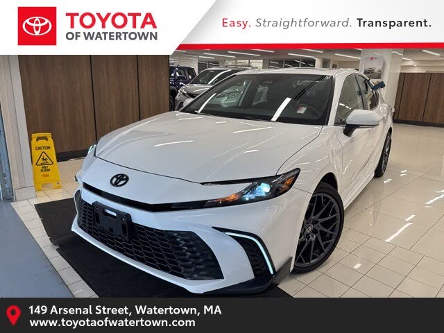 2025 Toyota Camry SE AWD