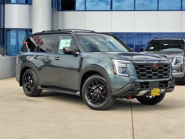 2025 Nissan Armada PRO-4X 4WD