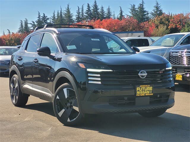 2026 Nissan Kicks SR AWD