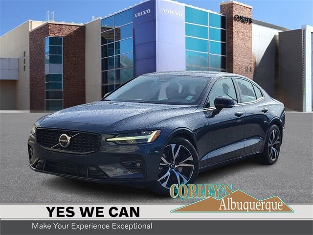2023 Volvo S60 B5 Plus Dark Theme AWD