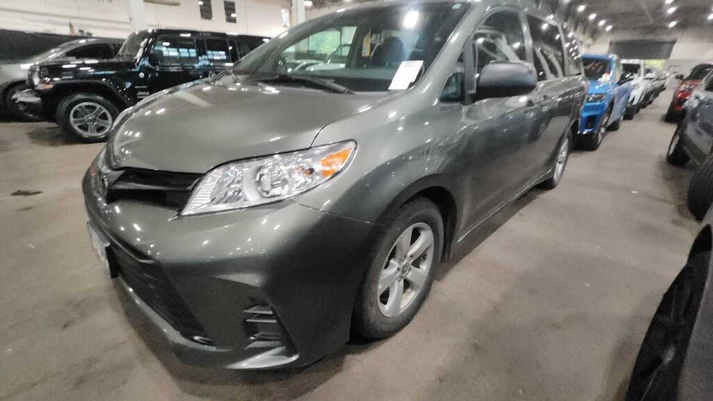2020 Toyota Sienna L 7-Passenger FWD