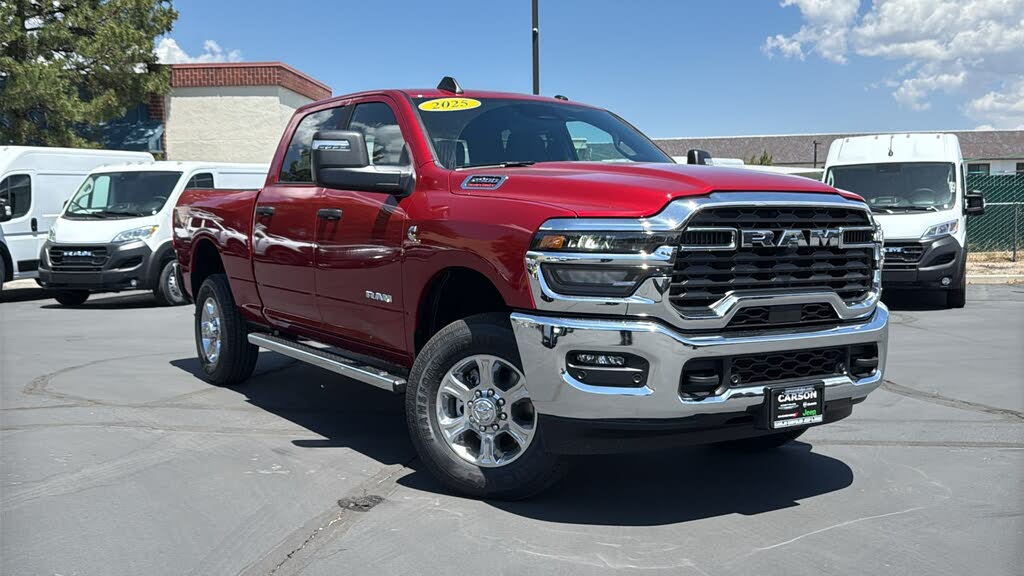 2025 RAM 2500 Big Horn Crew Cab 4WD