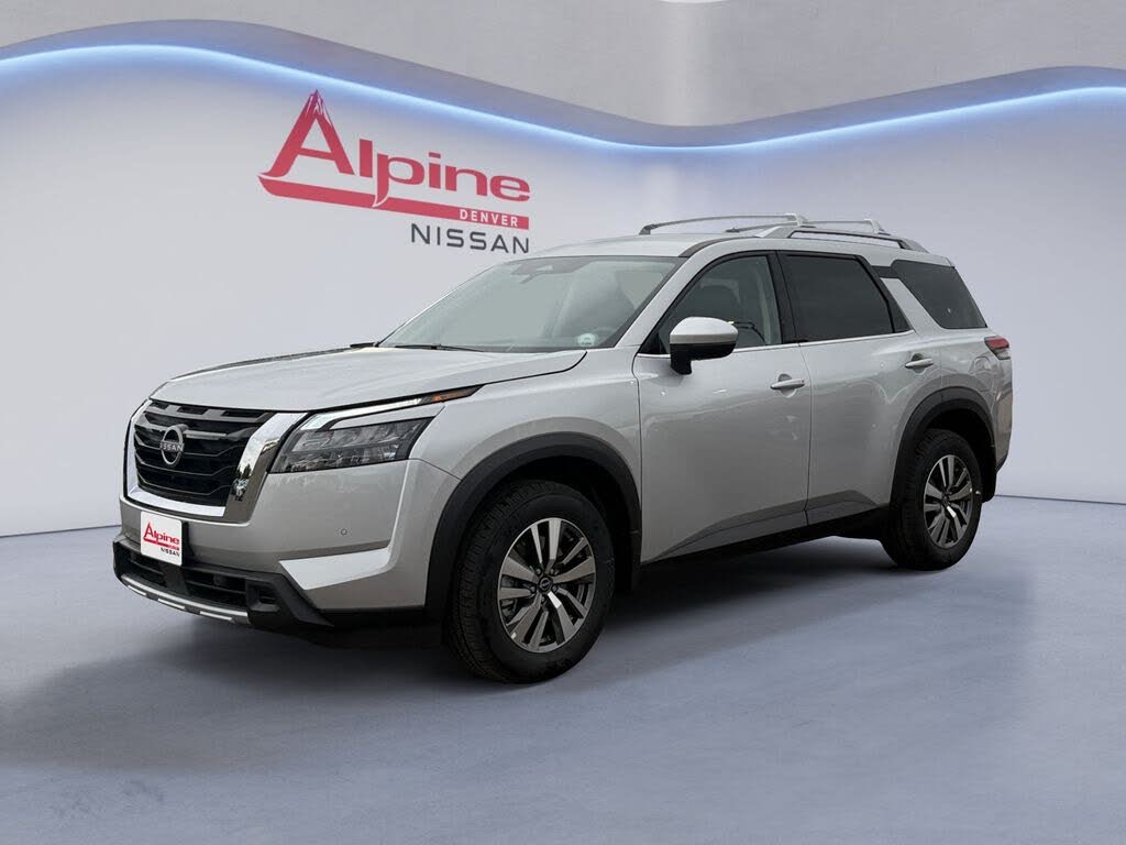 2025 Nissan Pathfinder SL 4WD