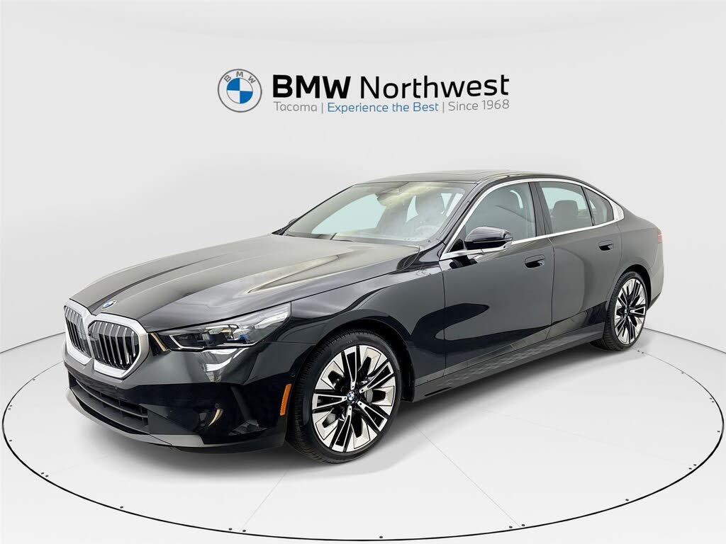 2025 BMW 5 Series 530i xDrive