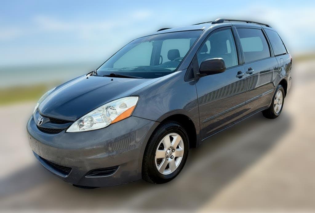 2006 Toyota Sienna LE 7-Passenger