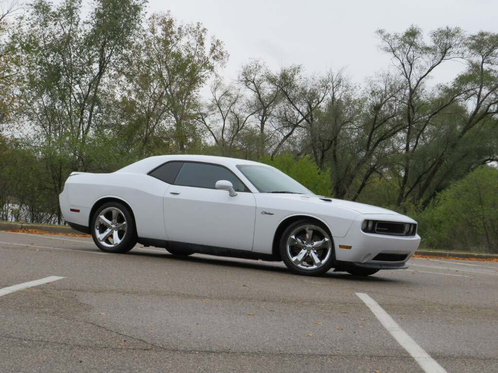 2012 Dodge Challenger R/T RWD