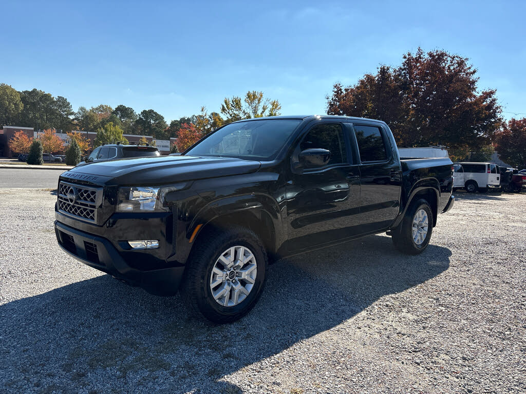 2022 Nissan Frontier SV Crew Cab 4WD