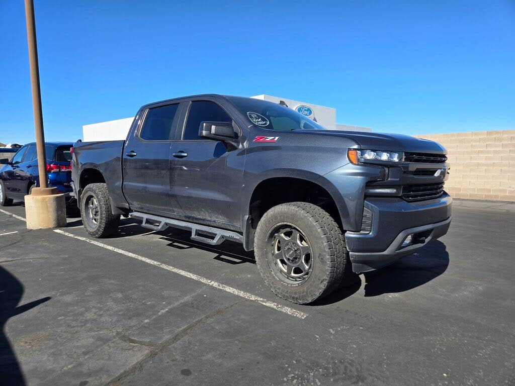 2022 Chevrolet Silverado 1500 RST Crew Cab 4WD
