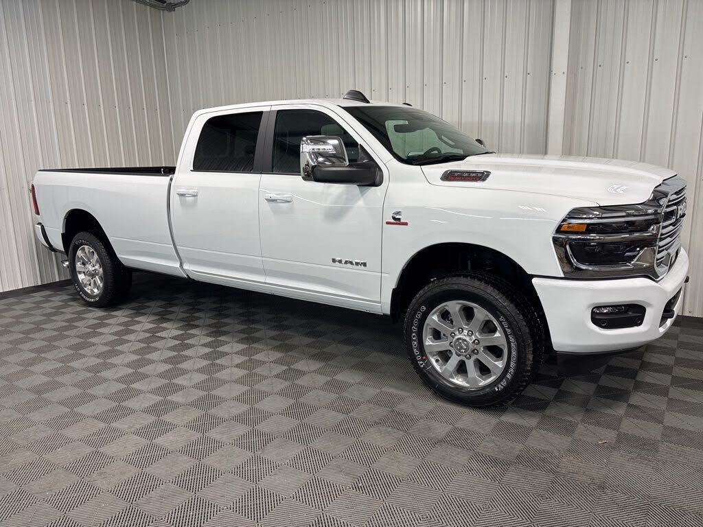 2026 RAM 3500 Laramie Crew Cab LB 4WD