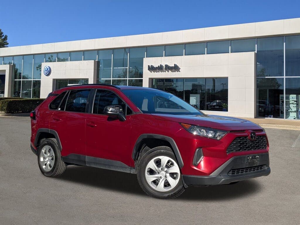 2021 Toyota RAV4 LE FWD