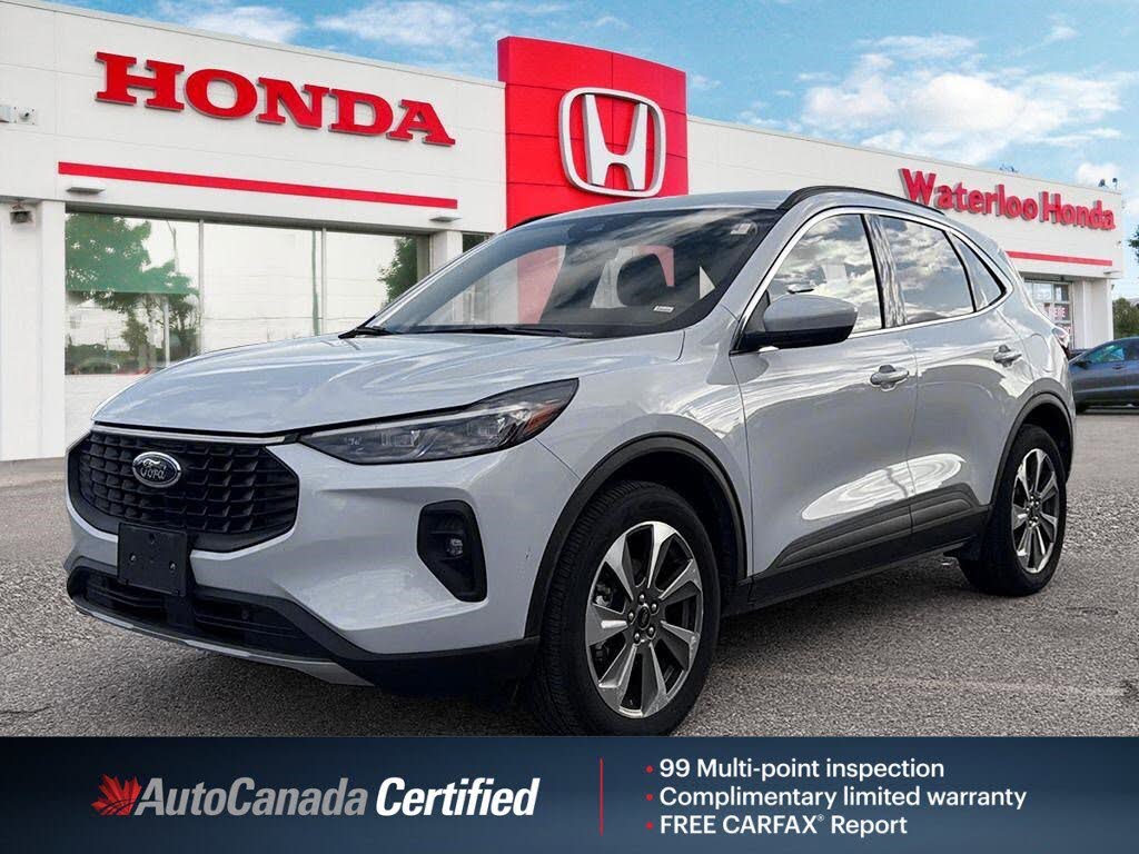 Ford Escape Platinum AWD 2025