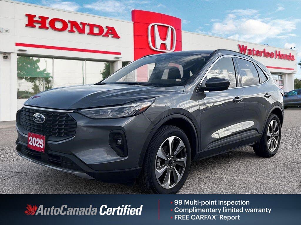 Ford Escape Platinum AWD 2025