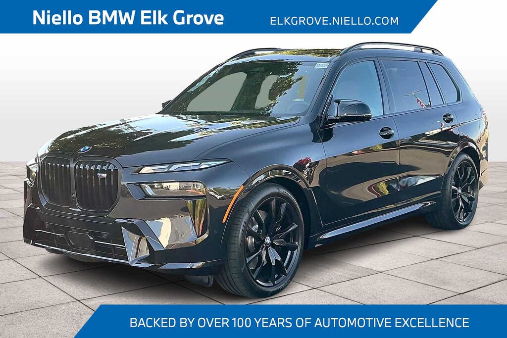 2026 BMW X7 M60i AWD