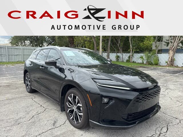 2025 Toyota Crown Signia XLE AWD