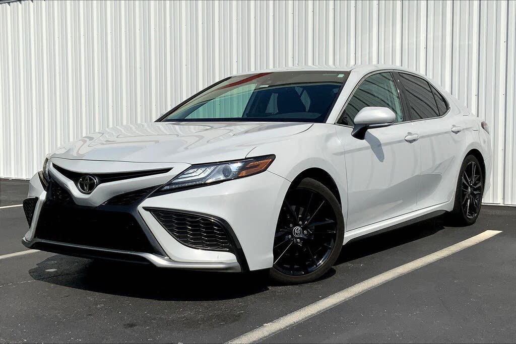 2022 Toyota Camry XSE FWD