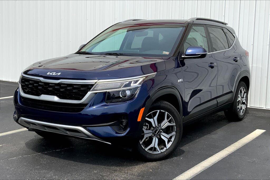2023 Kia Seltos EX AWD