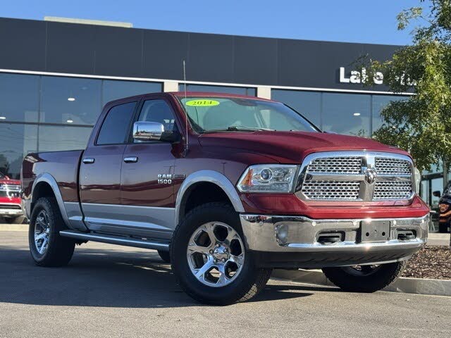 2014 RAM 1500 Laramie Crew Cab 4WD