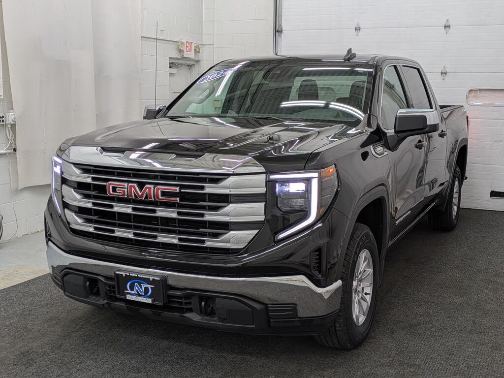 2024 GMC Sierra 1500 SLE Crew Cab 4WD