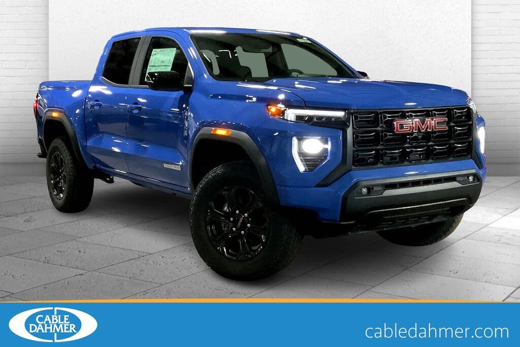 2025 GMC Canyon Elevation Crew Cab 4WD