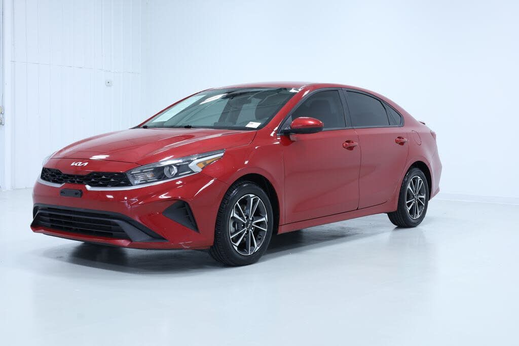 2023 Kia Forte LXS FWD