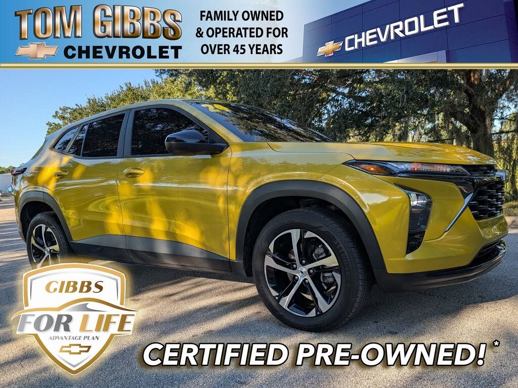 2024 Chevrolet Trax RS with 1RS FWD