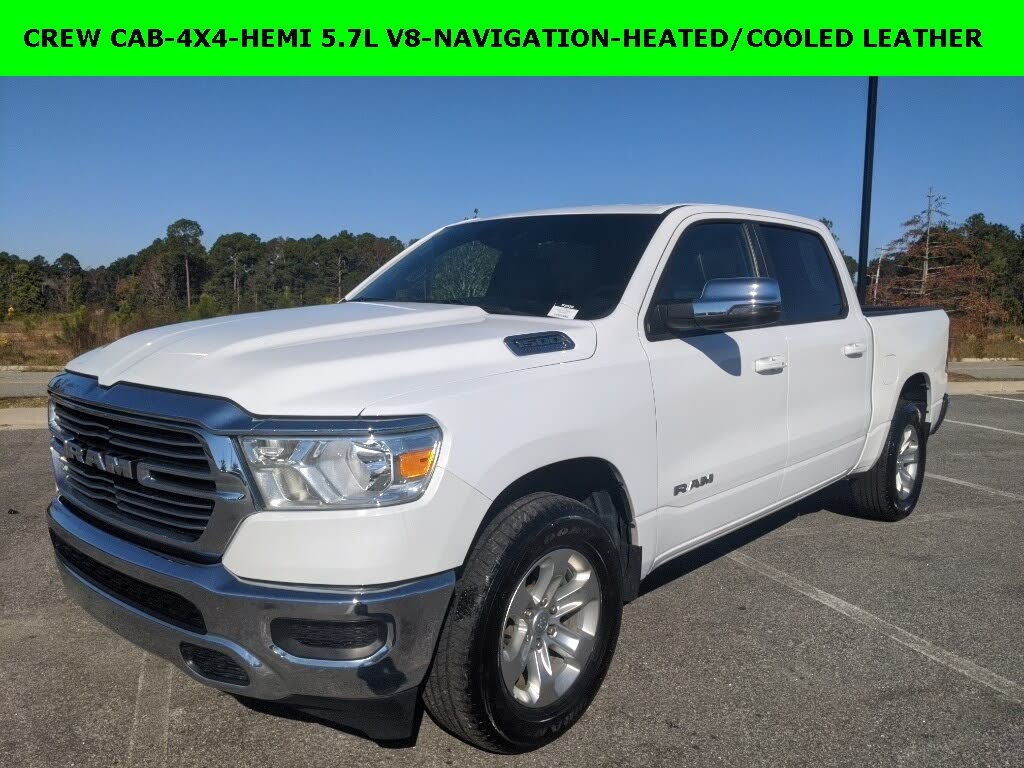 2024 RAM 1500 Laramie Crew Cab 4WD