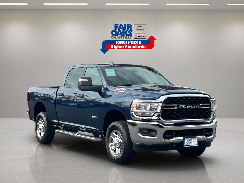 2024 RAM 2500 Big Horn Crew Cab 4WD