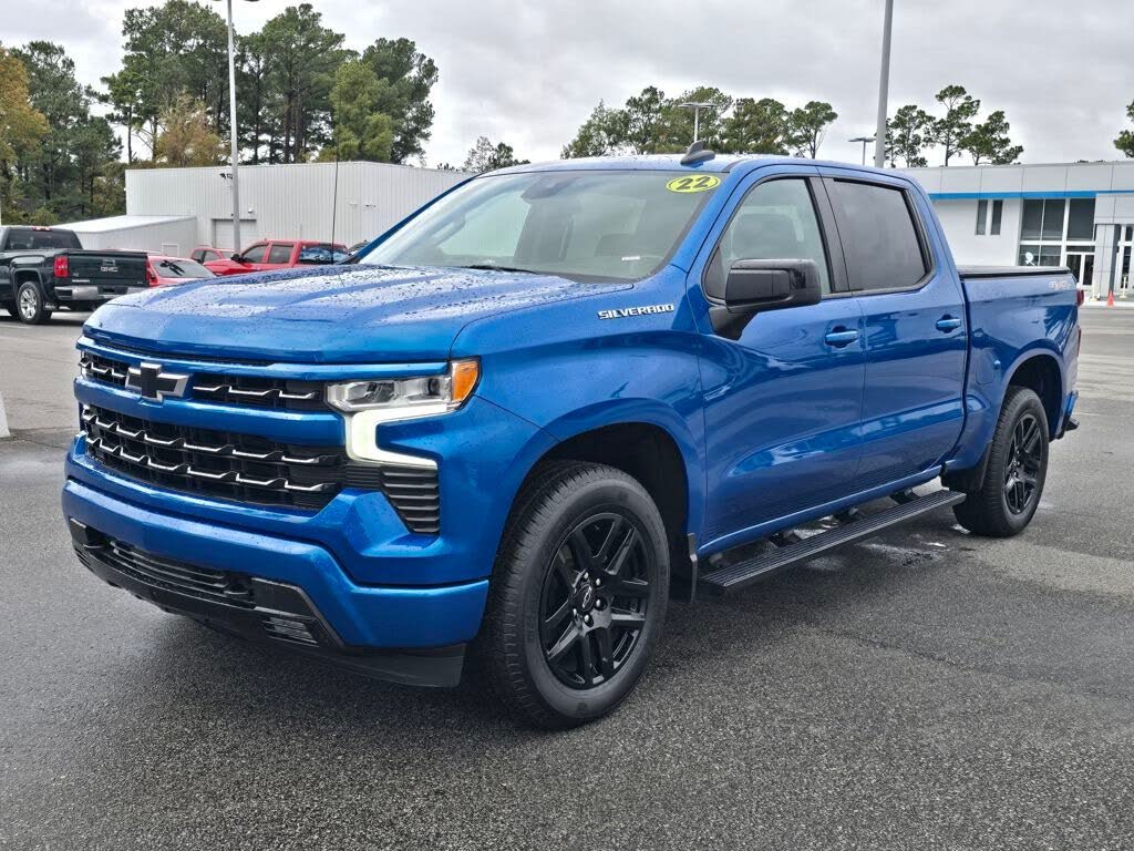 2022 Chevrolet Silverado 1500 RST Crew Cab 4WD