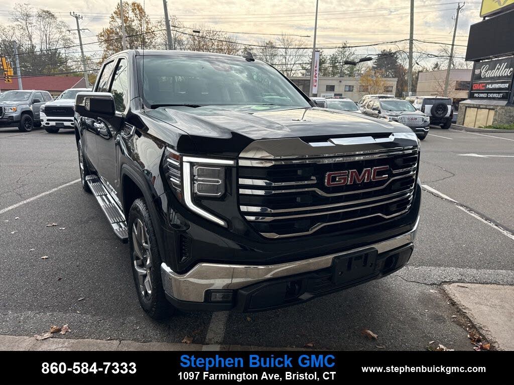2023 GMC Sierra 1500 SLT Crew Cab 4WD