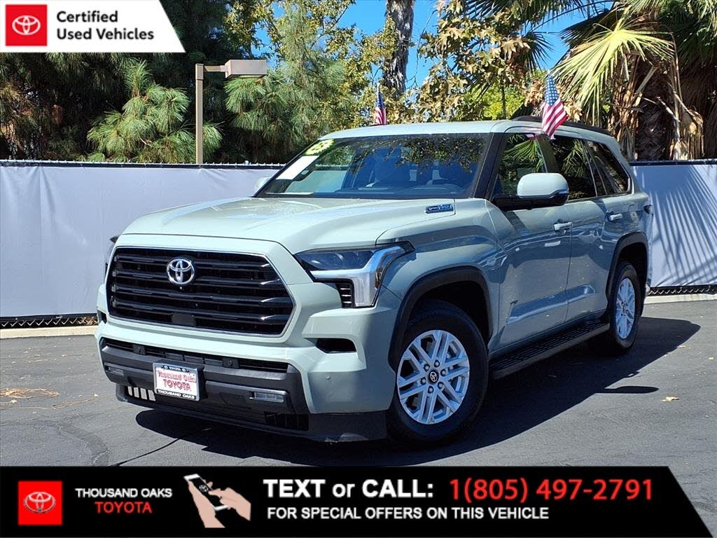 2025 Toyota Sequoia SR5 4WD