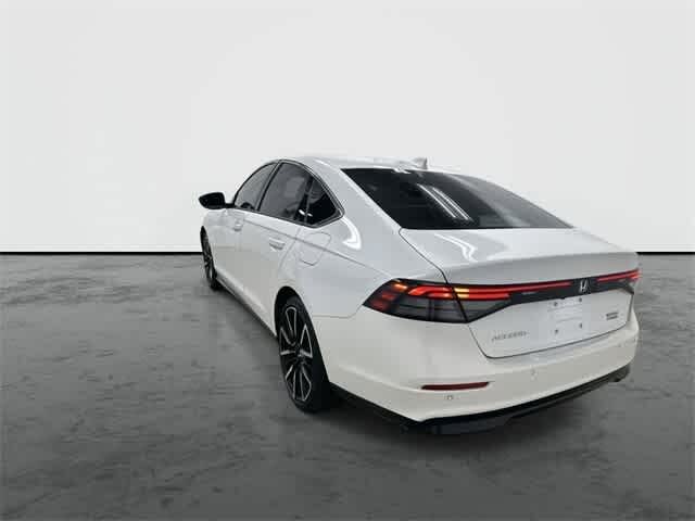 2023 Honda Accord Hybrid Touring FWD