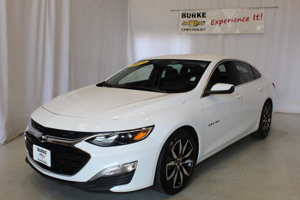 2025 Chevrolet Malibu RS FWD