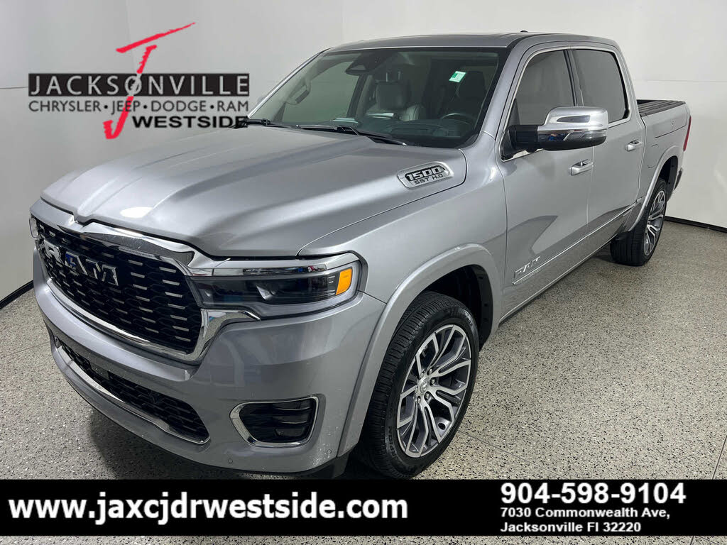 2025 RAM 1500 Tungsten Crew Cab 4WD