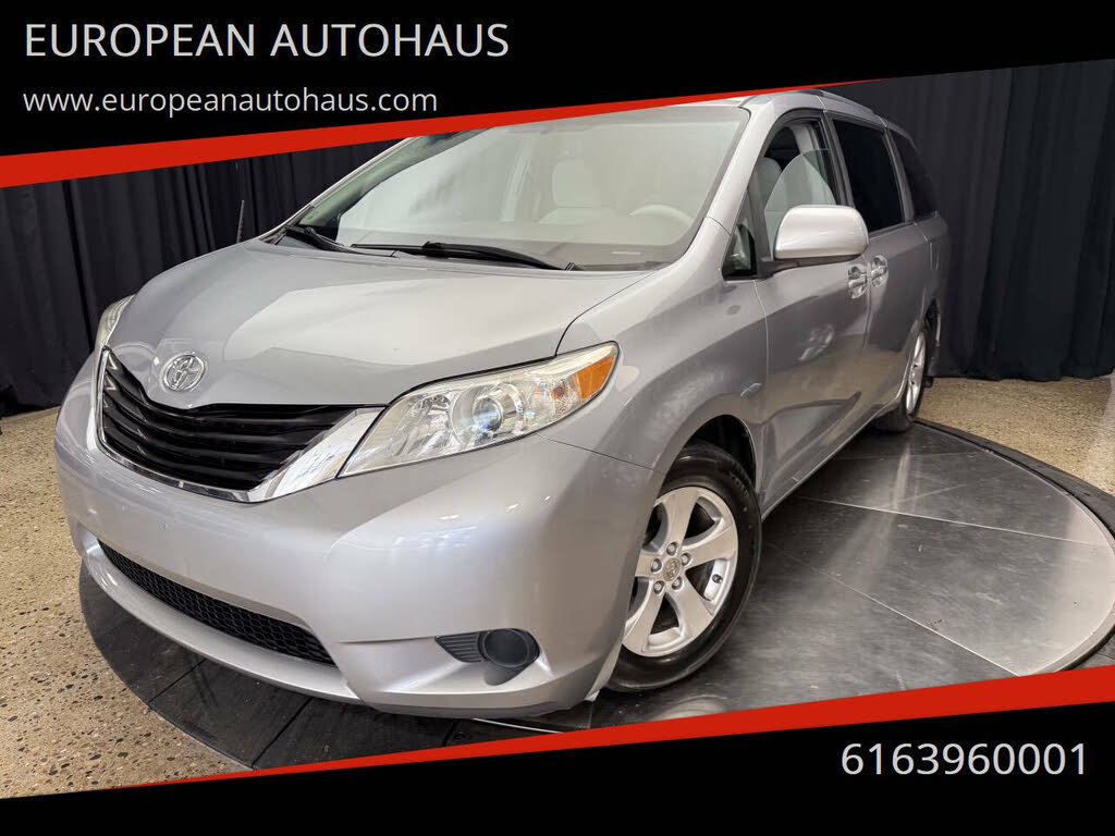 2011 Toyota Sienna 7-Passenger V6 FWD
