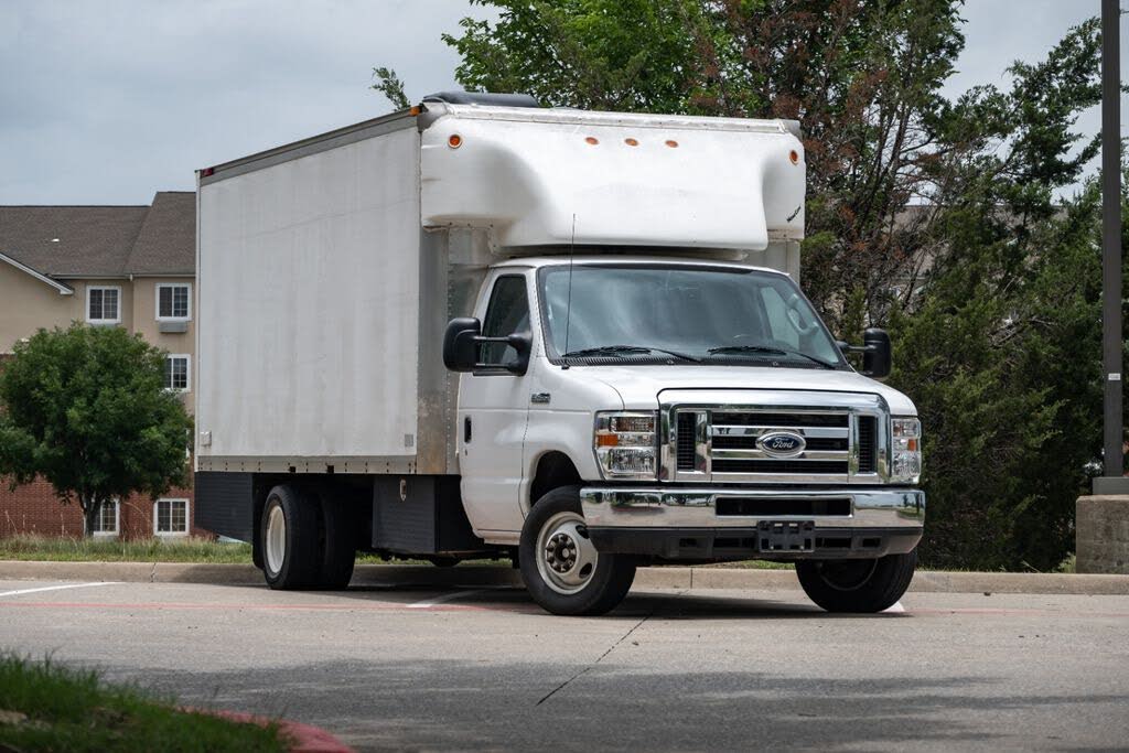 2018 Ford E-Series Chassis E-450 158 Cutaway DRW RWD