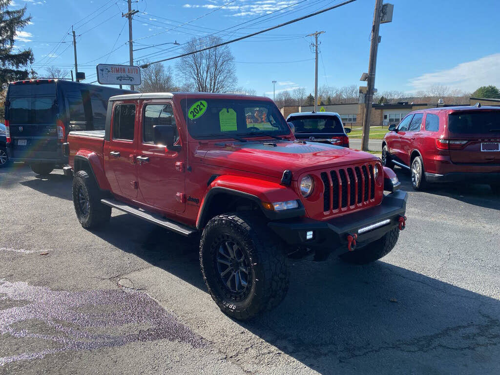 2021 Jeep Gladiator Sport S Crew Cab 4WD