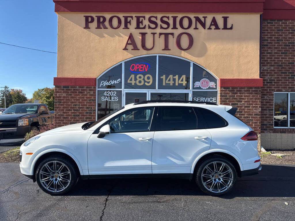2017 Porsche Cayenne Platinum Edition AWD