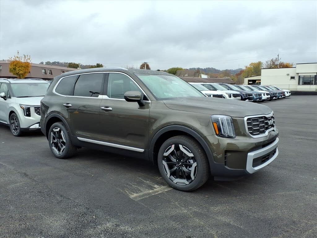 2025 Kia Telluride S FWD