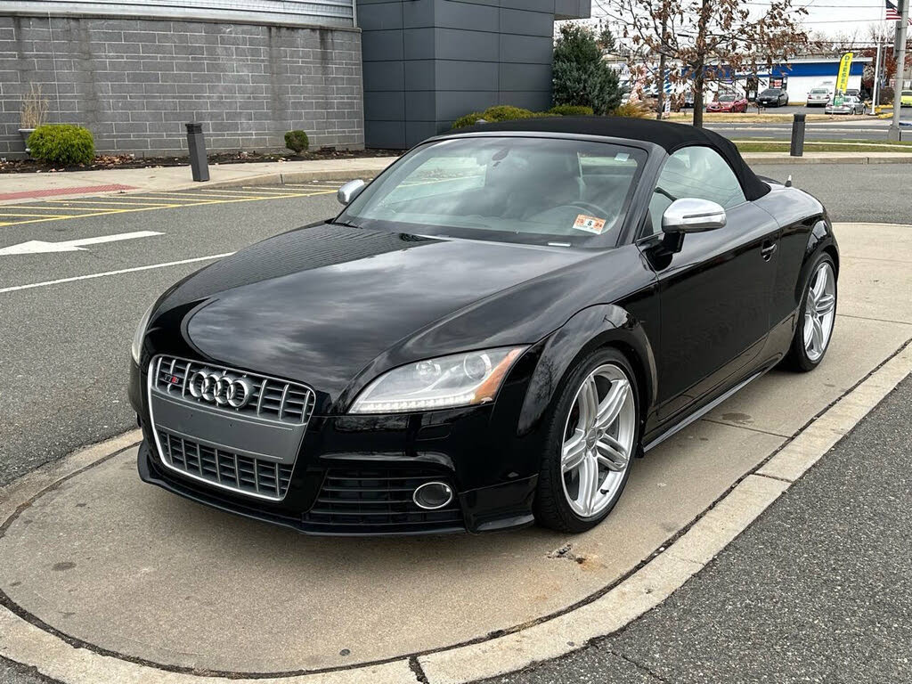 2010 Audi TTS 2.0T quattro Prestige Roadster AWD